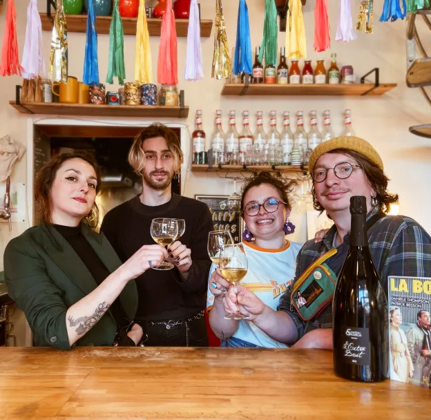 L'Equipe du Super propose cuisine, bar, animations et soirées à Tours, Indre et Loir (37)