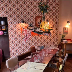 Var troquet Le Super 9, une ambiance rétro à Tours - Indre et Loire (37)